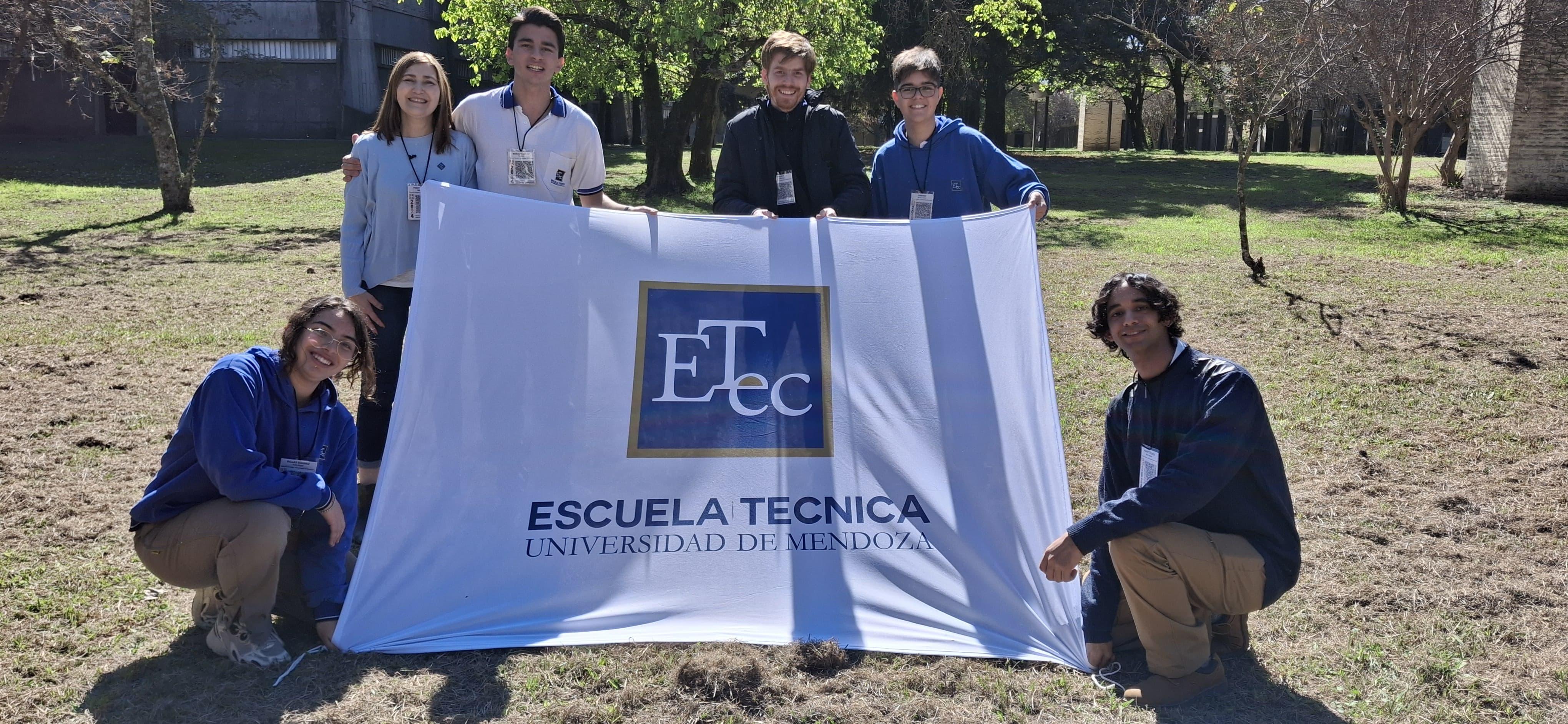 Foto Acerca de Nosotros